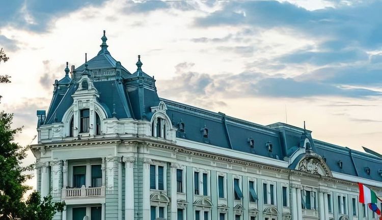 Трансфер таксі в Ньїредьгаза (Угорщина)